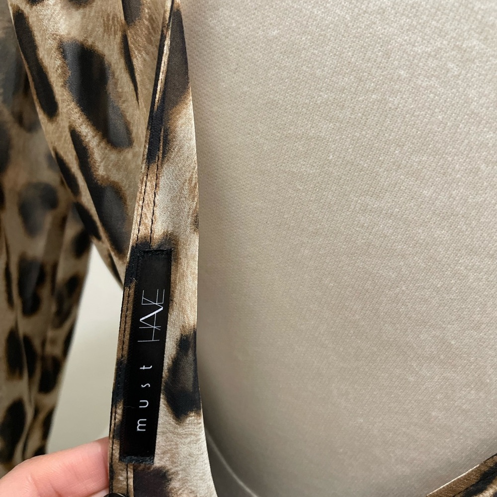 Leopard Print Top - Picture 4 of 4